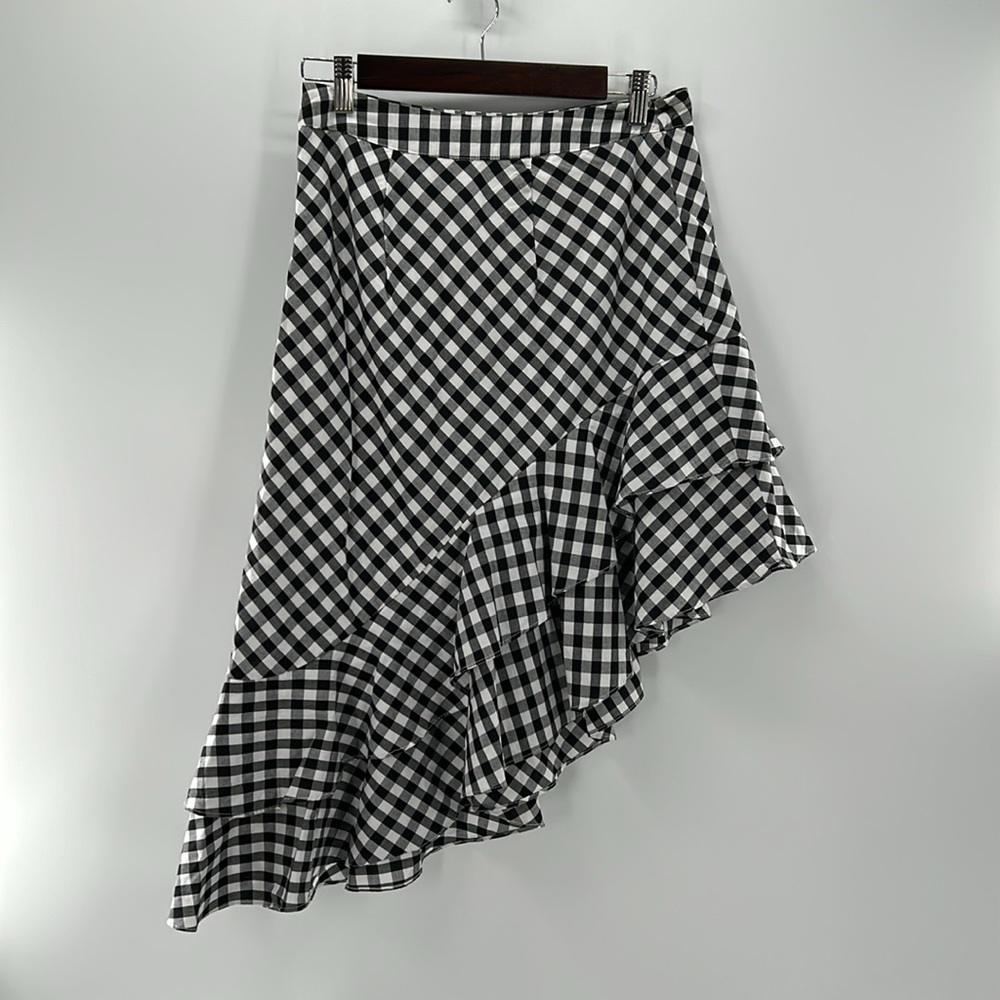Black and White Gingham Ruffle Hem Asymmetrical Skirt, size 6 - Picture 2 of 6